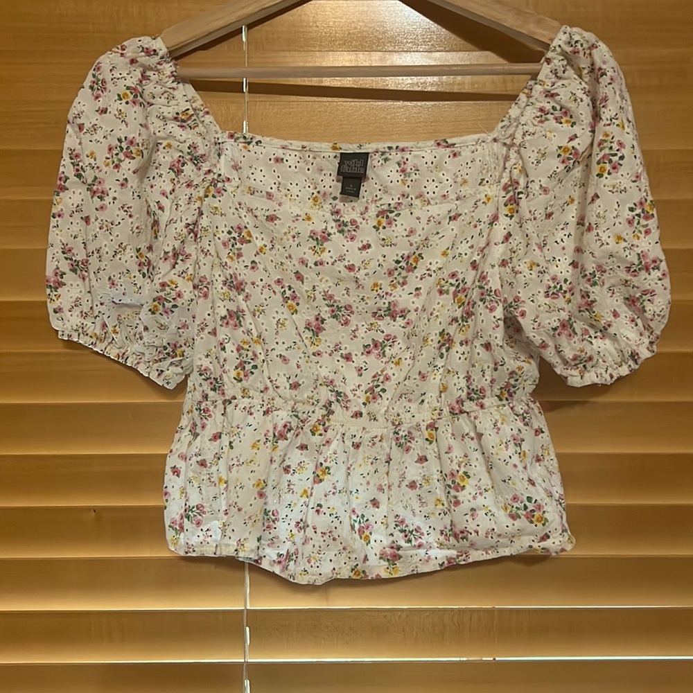 wild fable // small // flared blouse //